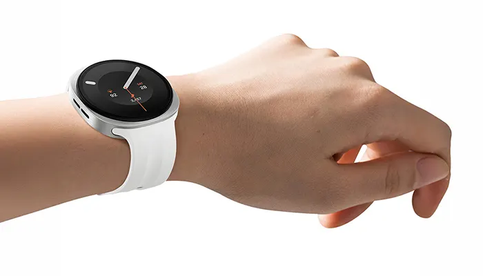 SAMSUNG Galaxy Watch9 40 Smartwatches Aluminium Nitrilkautschuk, 130-180 mm, Creme Galaxy Watch9 am Handgelenk mit minimalistischem Zifferblatt. Leichtes Design und hoher Tragekomfort für den ganzen Tag.