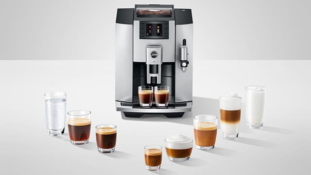 Jura Kaffeevollautomat mit verschiedenen Tassengrössen