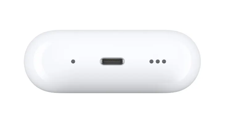 Białe, zaokrąglone etui z portem USB-C pośrodku, małą kropką po lewej stronie i trzema kropkami po prawej.