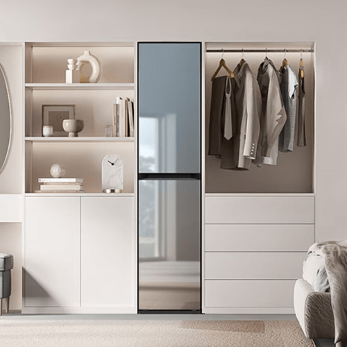 Szafa odświeżająca zintegrowana w garderobie