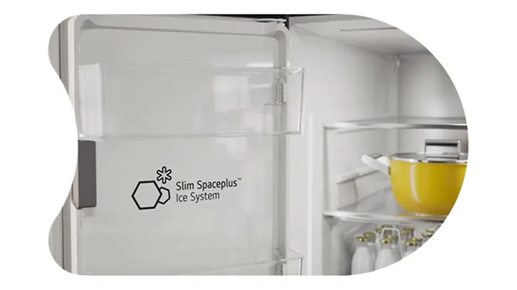 Wbudowana kostkarka do lodu w lodówce