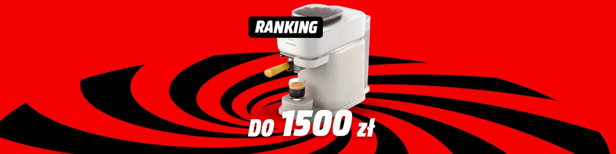 Ekspres do kawy stoi na czerwonym tle z czarnymi wzorami. Obok niego stoi mała szklanka. Napis "Ranking do 1500 zł".