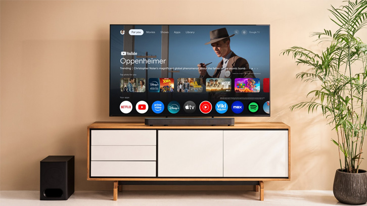 Prezentacja platform streamingowych na telewizorze z Google TV