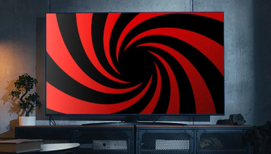 Telewizor na szafce w nowoczesnym salonie, wokół ramy neonowe oświetlenie.