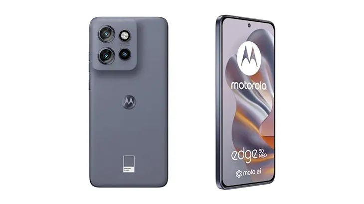 Dwa telefony Motorola Edge 50 Neo na białym tle. Jeden z czterema obiektywami z tyłu, drugi z ekranem.