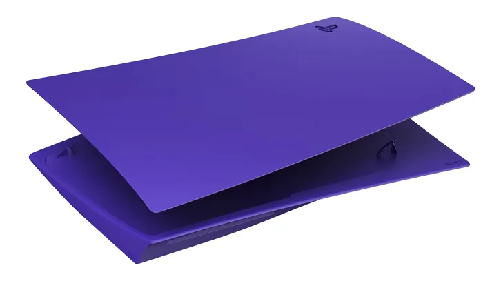 Fioletowe panele konsoli PlayStation 5 na białym tle, ułożone jeden na drugim pod lekkim kątem.