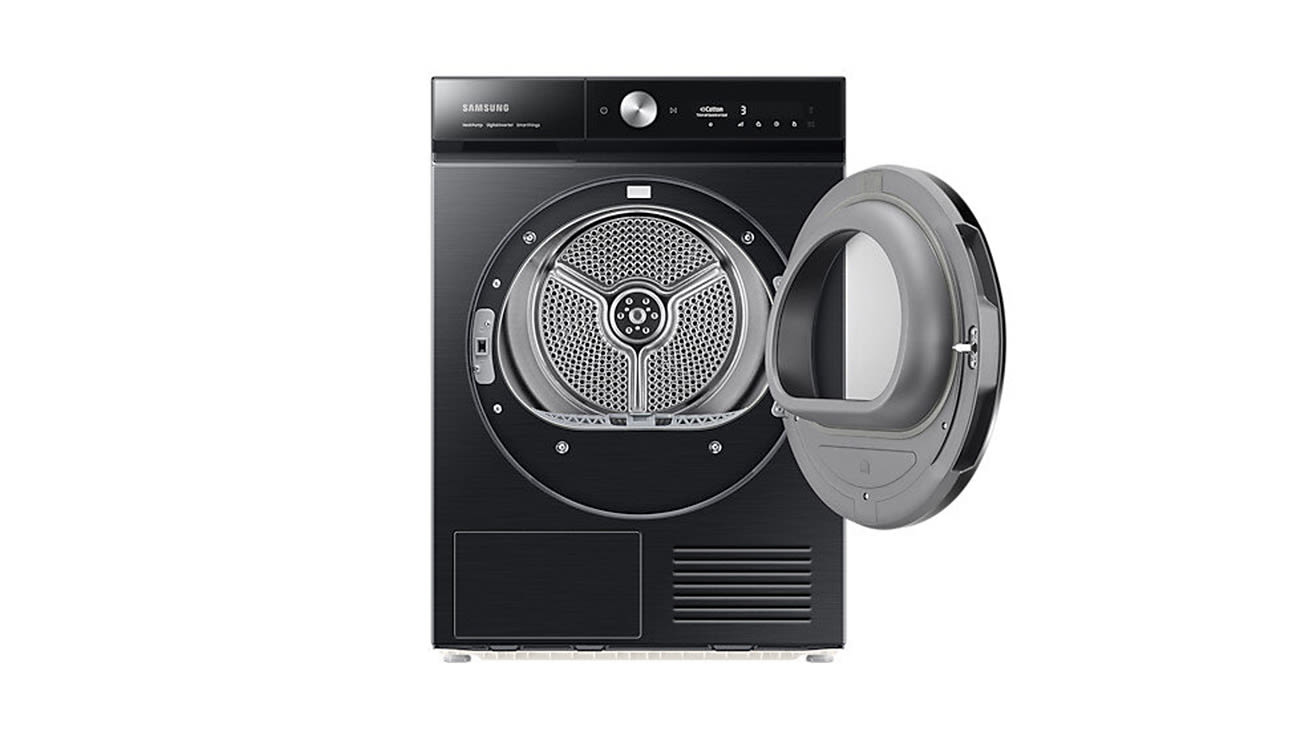 Czarna suszarka bębnowa Samsung Bespoke, okrągłym oknem w drzwiach i minimalistycznym panelem sterowania, ustawiona na białym tle.
