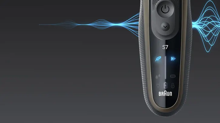 Interfejs użytkownika w golarce Braun S7