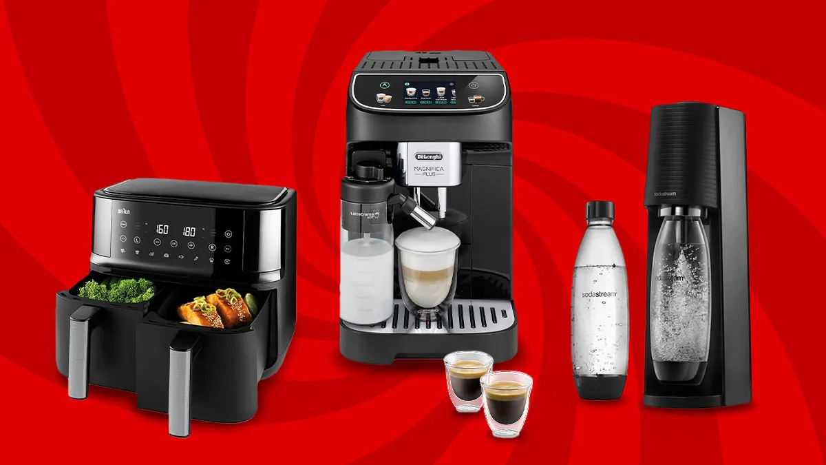 Air fryer, ekspres i saturator z mocnej promocji MediaMarkt na kolorowym tle