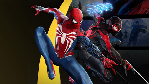 Na obrazie widoczne są postacie Spider-Mana i Milesa Moralesa na tle żółto-czarnym oraz ekranów z dynamicznymi scenami.