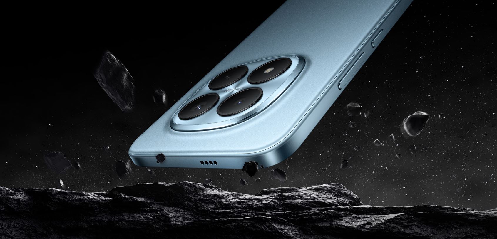 smartfon uderzający na twarde podłoże.