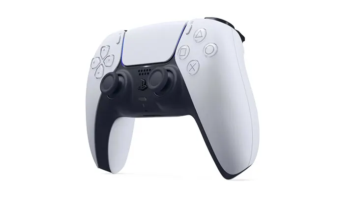 Biało-czarny kontroler DualSense do konsoli PlayStation 5 na białym tle. Widoczne przyciski, gałki analogowe i panel dotykowy.