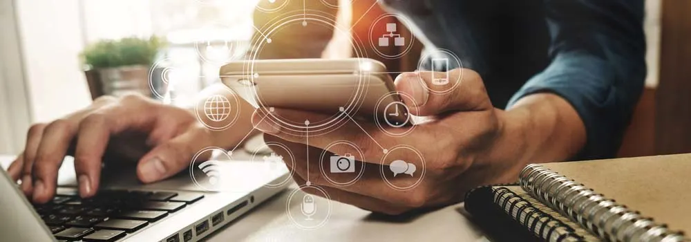 Jak połączyć telefon z komputerem? Instrukcja krok po kroku