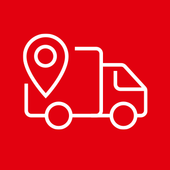 Biała ikona ciężarówki z pinezką lokalizacji na czerwonym tle, symbolizująca dostawę lub transport z określoną lokalizacją.