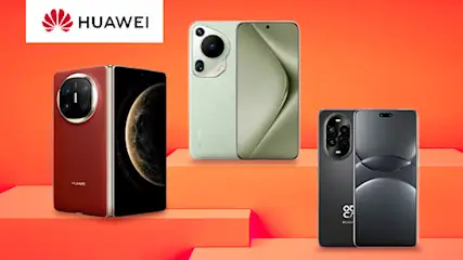 Na czerwonym tle ustawione są trzy smartfony Huawei na pomarańczowych podestach.