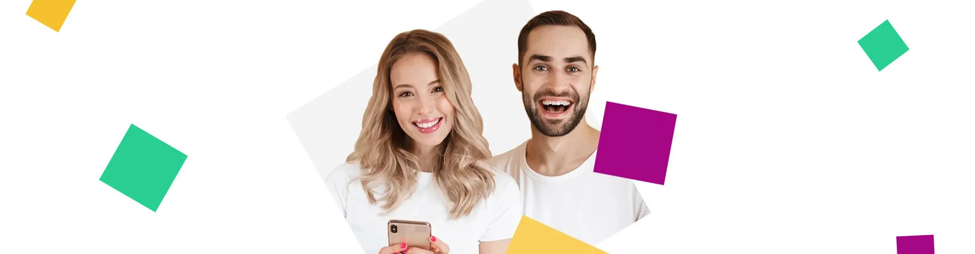 Uśmiechnięta kobieta trzyma telefon, obok stoi uśmiechnięty mężczyzna. Wokół nich kolorowe kwadraty na białym tle.