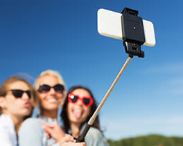 Jaki selfie stick wybrać? Ranking najlepszych modeli