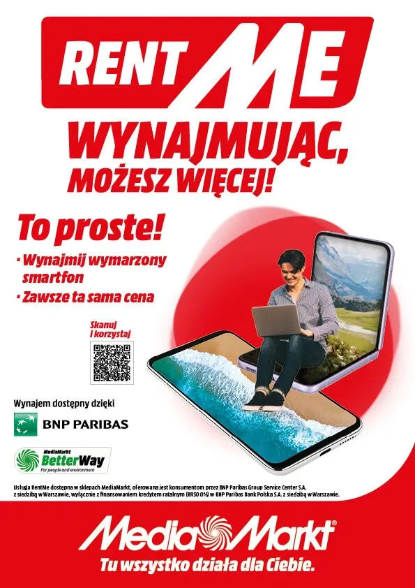 Ogłoszenie Media Markt: czerwony napis "Rent Me", hasło "Wynajmując, możesz więcej!". Osoba z laptopem siedzi na telefonie. Logo BNP Paribas.