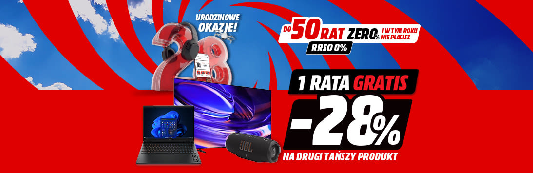 Urodzinowe okazje! W tle liczba 28 i telefon, słuchawki oraz dron. Napis -28% na drugi tańszy produkt. 1 rata gratis. Obok telewizor, smartfon, głośnik na czerwonym tle.