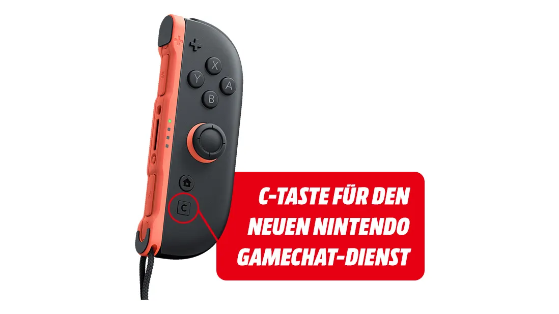 Ein Nintendo Joy-Con-Controller mit orangefarbenen und schwarzen Tönen ist auf einem weissen Hintergrund zu sehen. Ein roter Text hebt die C-Taste hervor.