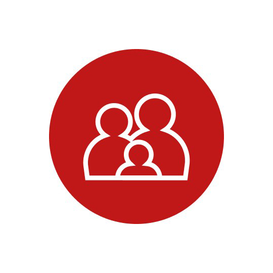 Icône blanche d'une famille de trois personnes sur un cercle rouge uni, sur fond blanc.