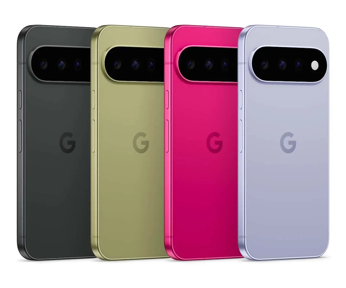Vier Google Pixel 11 in unterschiedlichen Farben nebeneinander aufgereiht.