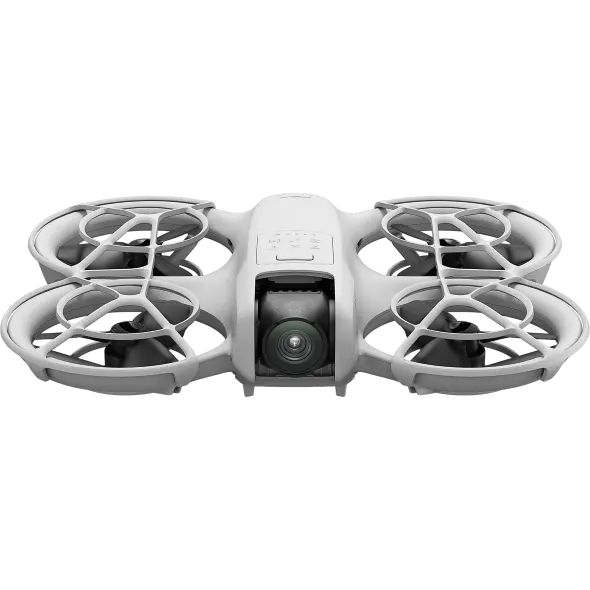 Drone con camera compatto con protezioni ad anello attorno alle eliche e camera frontale, scontornato su sfondo bianco.