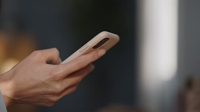 Einfach per Touch Interface oder App steuern