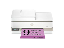 Weißer HP-Drucker in Frontalansicht mit eingelegtem Papier, auf dem in großer Schrift „9 Monate gratis drucken“ für HP Instant Ink steht.