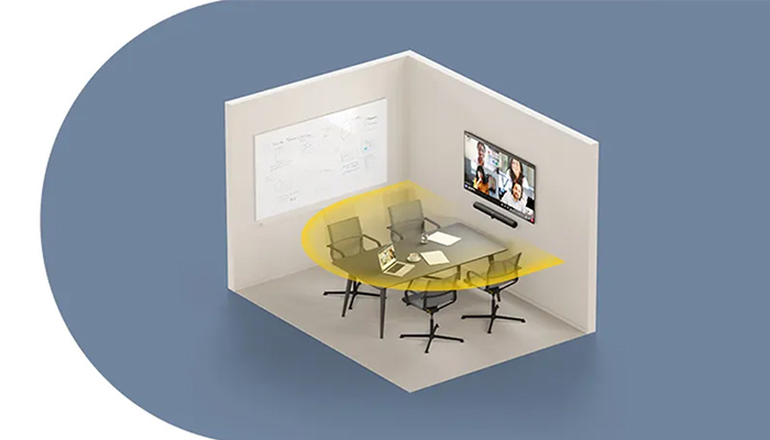 Ein mittelgroßer Besprechungsraum mit Arbeitsutensilien.