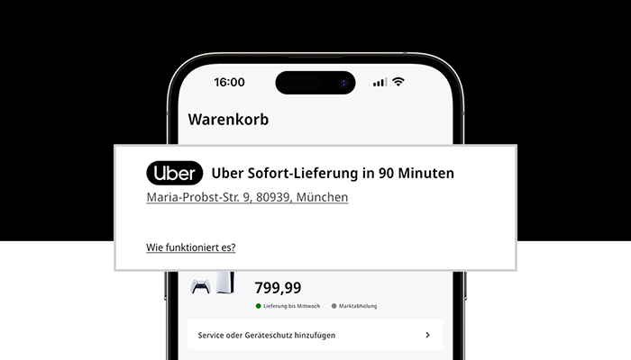 Auf einem Smartphone wird die Uber Sofort-Lieferung als Liefermethode in der Saturn App angezeigt.