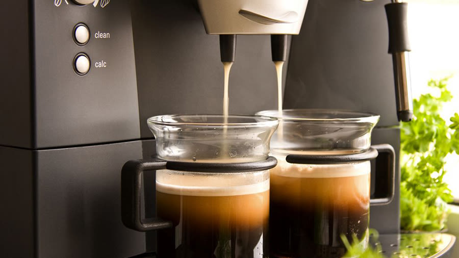 Kaffeemaschinen Reparatur / Reparatur Möglichkeiten / Entkalkung und Reinigung