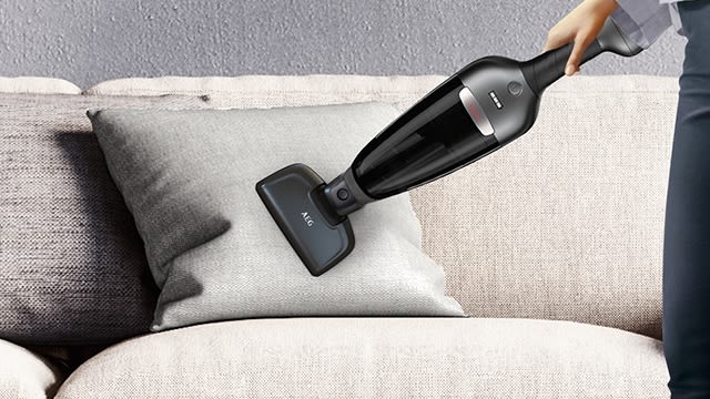 DEEPCLEAN-Minisaugbürste –
hygienische Tiefenreinigung