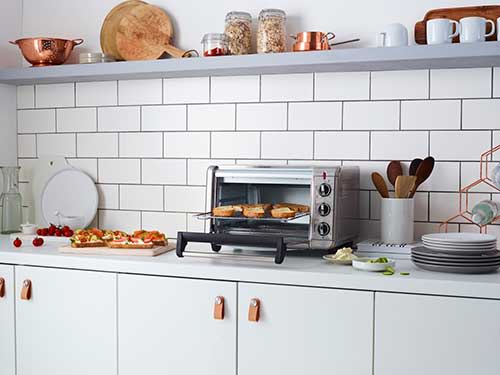 Russell Hobbs Express Air Fry Mini Oven box 1