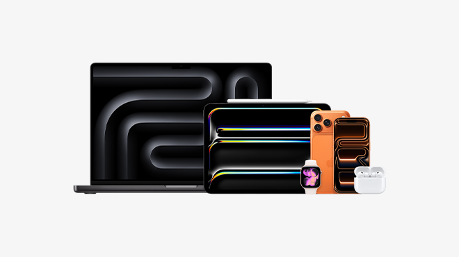 Laptop, tablet, telefono, auricolari e orologio disposti su sfondo bianco. Gli schermi sono neri.