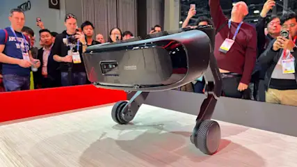 Le foto di Roborock Saros Rover