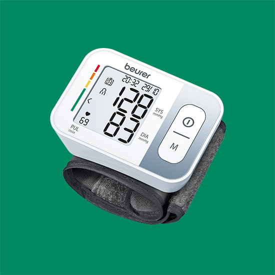 Dispositivi medici su sfondo verde