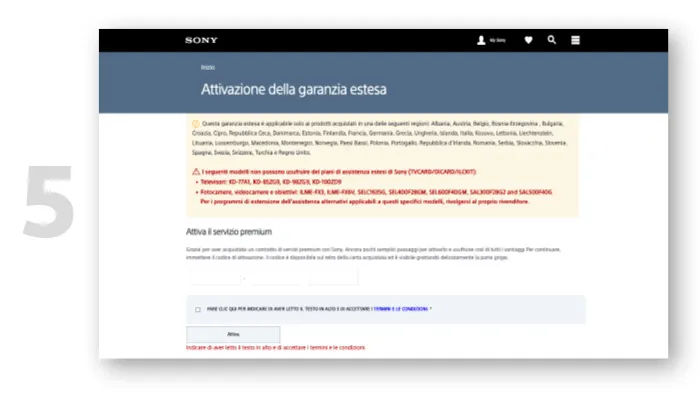 Pagina web Sony con testo "Attivazione della garanzia estesa" su sfondo blu. Sono presenti caselle di testo e pulsanti.