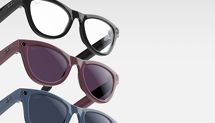 tre modelli di occhiali ray ban di colore diverso