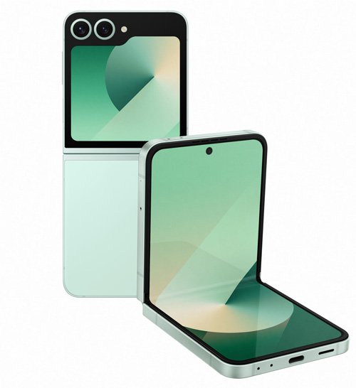 Due smartphone pieghevoli con schermi verdi. Uno è chiuso, l'altro è leggermente aperto. Sfondo bianco.