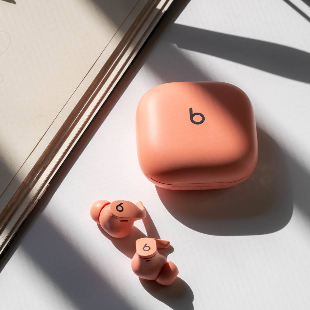 Beats Fit Pro pink