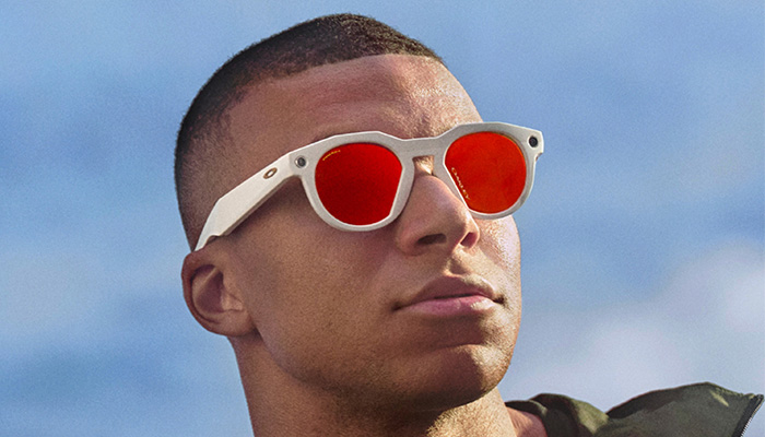 Foto di Mbappè con occhiali Meta Oakley