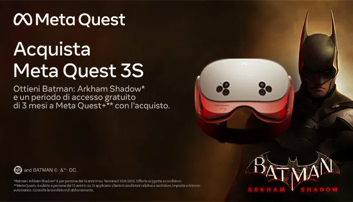Meta Quest 3S, visore VR bianco e rosso, e Batman in armatura scura. Promozione per gioco Arkham Shadow.
