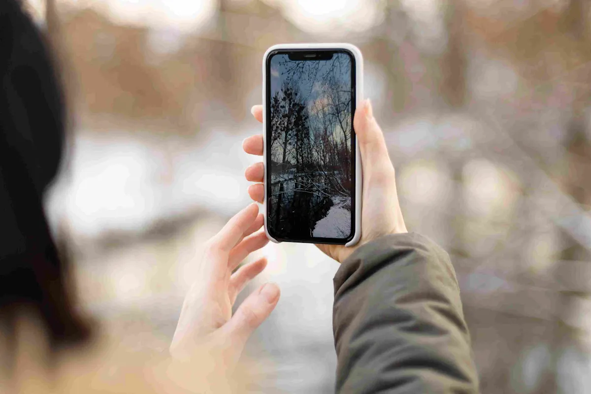 fotografo con smartphone