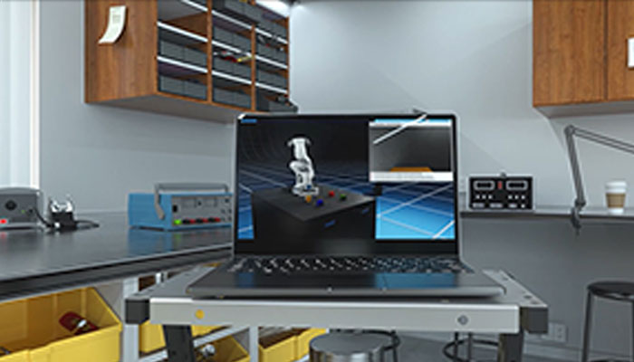 un notebook su un ripiano