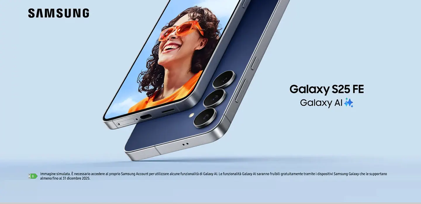 Samsung Galaxy S25 FE visto davanti e dietro