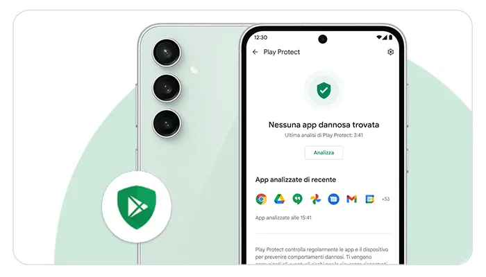 Smartphone con tre fotocamere posteriori e schermata "Play Protect": nessuna app dannosa trovata. Icona verde Play Protect.