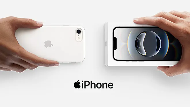 Due mani con due iPhone, uno dei quali è un iPhone 16e