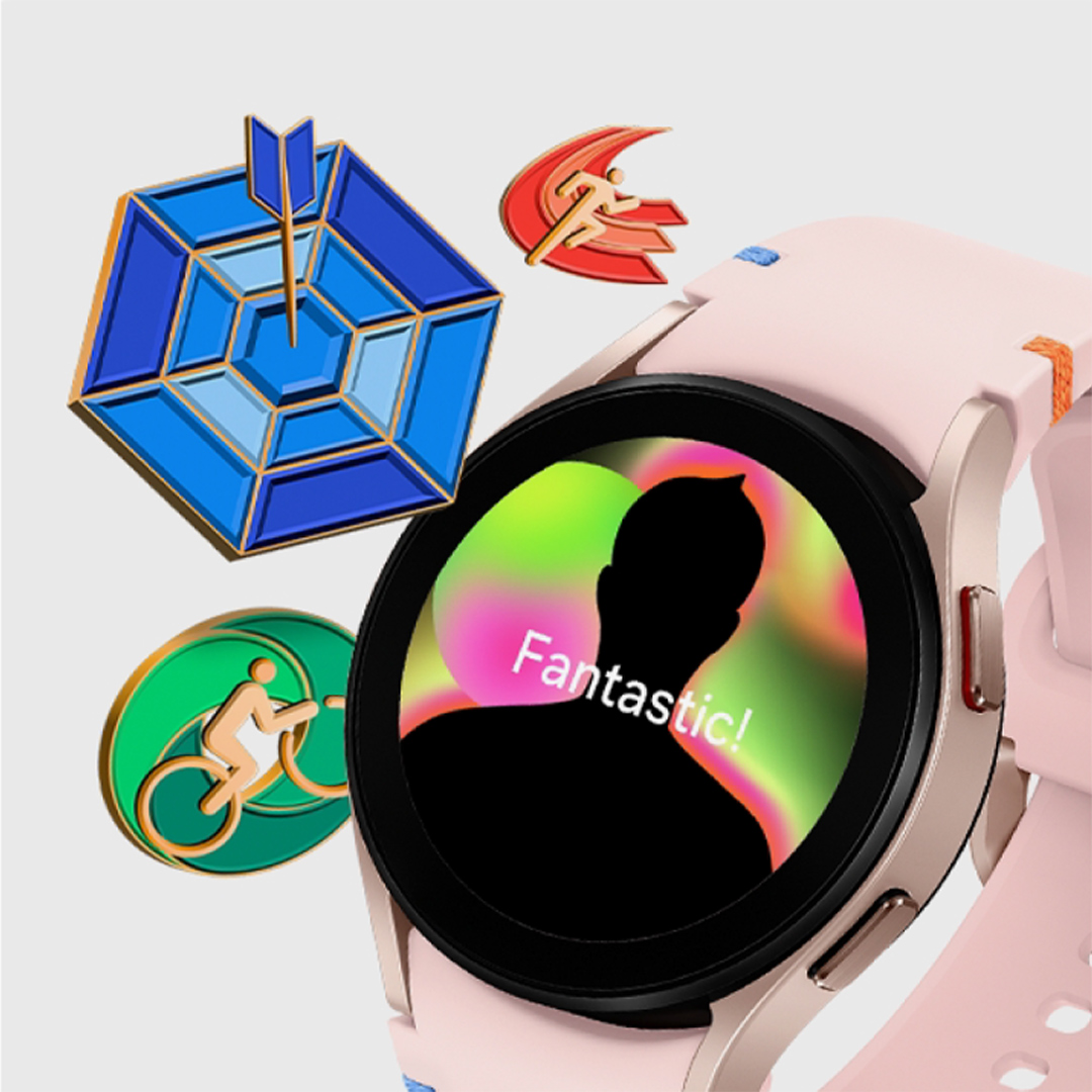 Orologio rosa con schermo nero che mostra una figura e la scritta "Fantastico!", icone di attività sportive intorno.