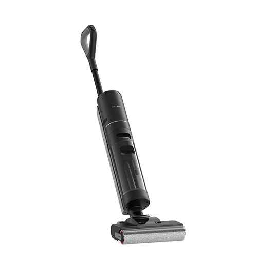 Aspirapolvere verticale nero con manico ad anello e spazzola a rullo grigia su sfondo bianco.